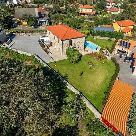 With Private Pool And Garden * Ponte de Lima