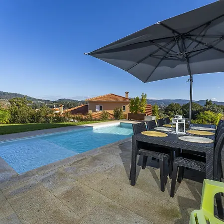 Villa With Private Pool And Garden *