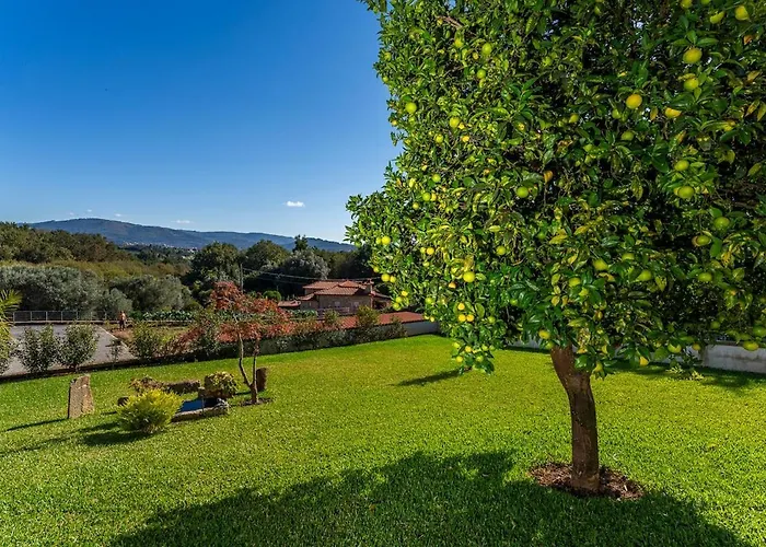 With Private Pool And Garden 빌라