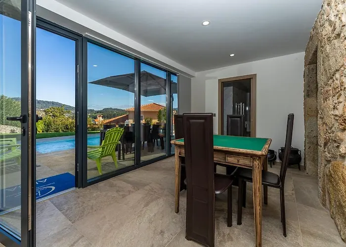 With Private Pool And Garden Villa Ponte de Lima