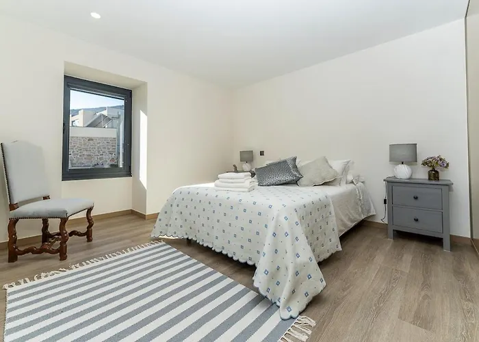 With Private Pool And Garden Villa Ponte de Lima