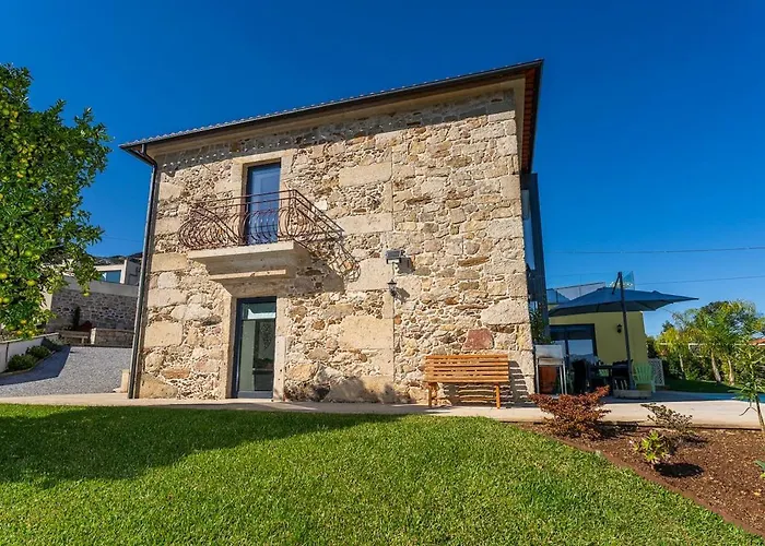 Villa With Private Pool And Garden *