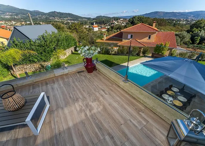 With Private Pool And Garden * 폰테 데 리마